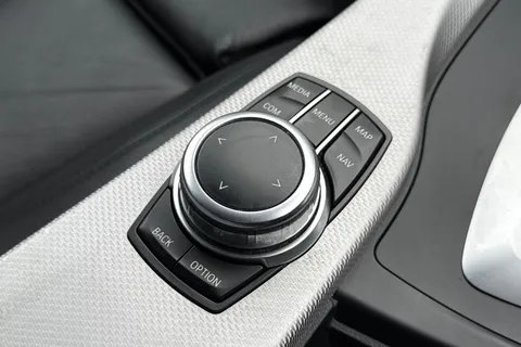 YL18OVN BMW 3 Series 2.0 320d M Sport Auto Euro 6 (s/s) 4dr Thumbnail #38