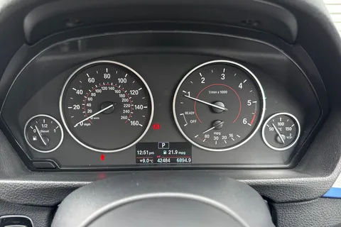 YL18OVN BMW 3 Series 2.0 320d M Sport Auto Euro 6 (s/s) 4dr Thumbnail #47