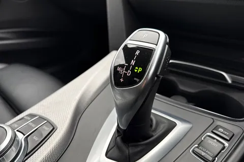 YL18OVN BMW 3 Series 2.0 320d M Sport Auto Euro 6 (s/s) 4dr Thumbnail #53