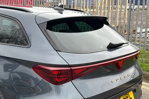 KY25HPL CUPRA Leon 1.5 TSI V2 Euro 6 (s/s) 5dr Thumbnail #9