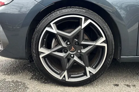 KY25HPL CUPRA Leon 1.5 TSI V2 Euro 6 (s/s) 5dr Thumbnail #11