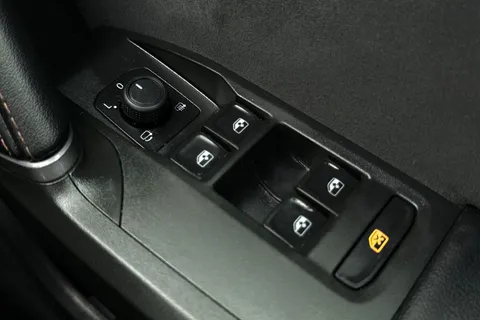 KY25HPL CUPRA Leon 1.5 TSI V2 Euro 6 (s/s) 5dr Thumbnail #33