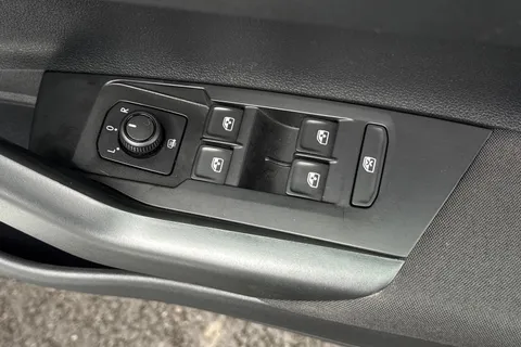 MK69DRZ Volkswagen Polo 1.0 EVO SE 5dr Thumbnail #18