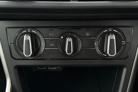 MK69DRZ Volkswagen Polo 1.0 EVO SE 5dr Thumbnail #19