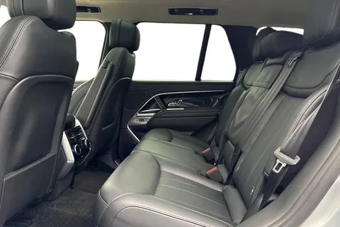 KS24FOV Land Rover Range Rover 3.0 P460e HSE 5dr Thumbnail #5