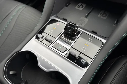 LD25DVK BYD Seal U 1.5 DM-i 26.6kWh Comfort CVT Auto Euro 6 (s/s) 5dr Thumbnail #21