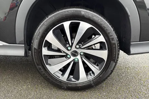 LD25ULC BYD Seal U 1.5 DM-i 18.3kWh Boost CVT Auto Euro 6 (s/s) 5dr Thumbnail #24