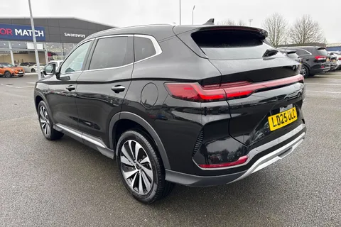 LD25ULC BYD Seal U 1.5 DM-i 18.3kWh Boost CVT Auto Euro 6 (s/s) 5dr Thumbnail #30