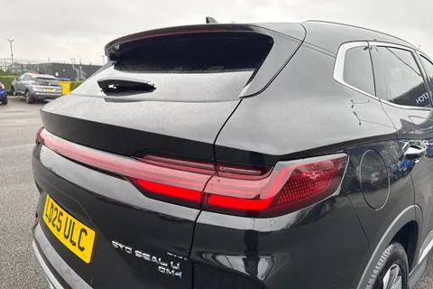 LD25ULC BYD Seal U 1.5 DM-i 18.3kWh Boost CVT Auto Euro 6 (s/s) 5dr Thumbnail #32