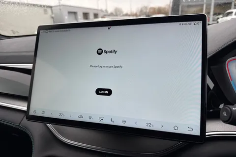 LD25ULC BYD Seal U 1.5 DM-i 18.3kWh Boost CVT Auto Euro 6 (s/s) 5dr Thumbnail #52