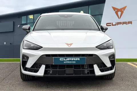 6 of 42 for CUPRA Leon 1.5 eHybrid 25.8kWh V3 DSG Euro 6 (s/s) 5dr