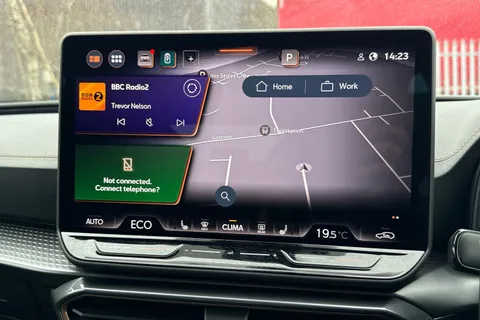 17 of 42 for CUPRA Leon 1.5 eHybrid 25.8kWh V3 DSG Euro 6 (s/s) 5dr