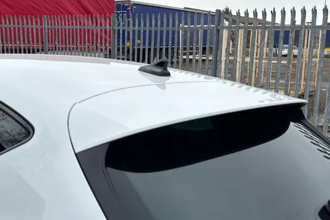 26 of 42 for CUPRA Leon 1.5 eHybrid 25.8kWh V3 DSG Euro 6 (s/s) 5dr