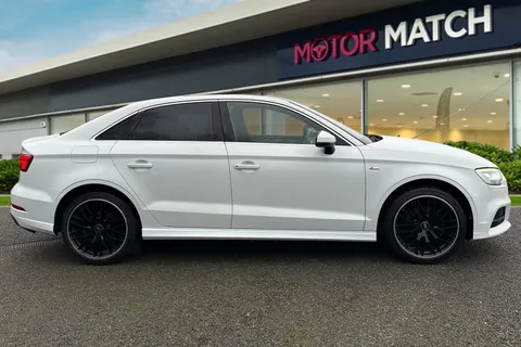 BA68UBD Audi A3 1.5 TFSI CoD 35 S line Euro 6 (s/s) 4dr Thumbnail #4