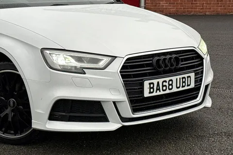 BA68UBD Audi A3 1.5 TFSI CoD 35 S line Euro 6 (s/s) 4dr Thumbnail #10