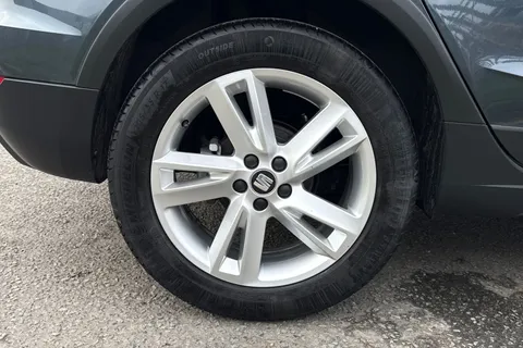 DG70CYL SEAT Arona 1.0 TSI FR Euro 6 (s/s) 5dr Thumbnail #13