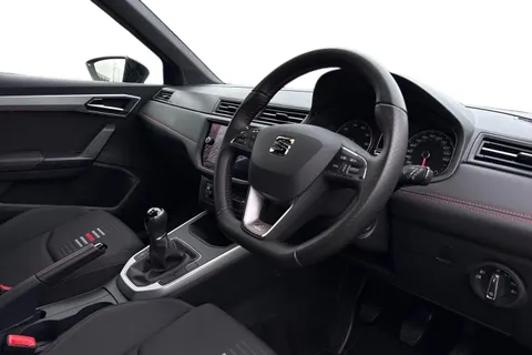 DG70CYL SEAT Arona 1.0 TSI FR Euro 6 (s/s) 5dr Thumbnail #15