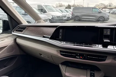 CX26JZN Volkswagen Multivan 2.0 TDI Style MPV 5dr Diesel DSG Euro 6 (s/s) (150 ps) Thumbnail #20