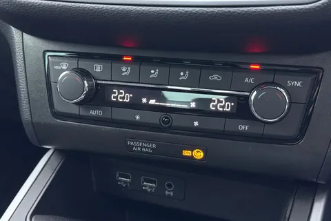 DG70CYL SEAT Arona 1.0 TSI FR Euro 6 (s/s) 5dr Thumbnail #23