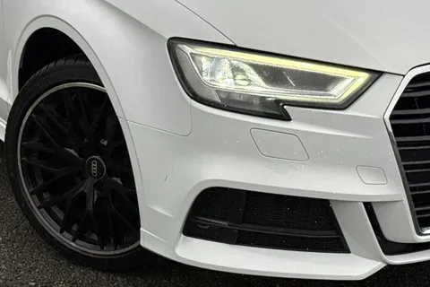 BA68UBD Audi A3 1.5 TFSI CoD 35 S line Euro 6 (s/s) 4dr Thumbnail #26