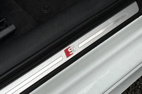 BA68UBD Audi A3 1.5 TFSI CoD 35 S line Euro 6 (s/s) 4dr Thumbnail #33