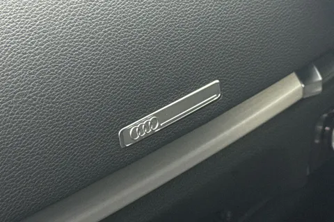 BA68UBD Audi A3 1.5 TFSI CoD 35 S line Euro 6 (s/s) 4dr Thumbnail #39