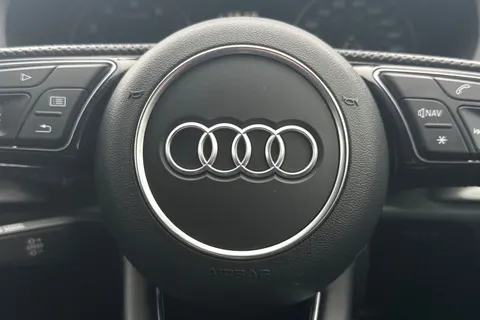 BA68UBD Audi A3 1.5 TFSI CoD 35 S line Euro 6 (s/s) 4dr Thumbnail #40