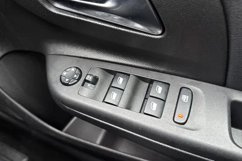 SD20LXK Vauxhall Corsa 1.2 Turbo Elite Nav Premium Euro 6 (s/s) 5dr Thumbnail #39