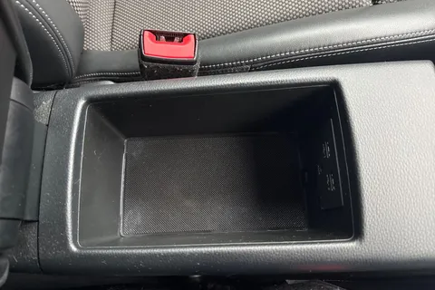 BA68UBD Audi A3 1.5 TFSI CoD 35 S line Euro 6 (s/s) 4dr Thumbnail #47