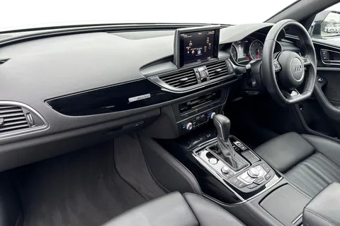 DG18XLP Audi A6 Avant 2.0 TDI Black Edition S Tronic quattro Euro 6 (s/s) 5dr Thumbnail #9