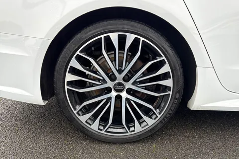 DG18XLP Audi A6 Avant 2.0 TDI Black Edition S Tronic quattro Euro 6 (s/s) 5dr Thumbnail #22