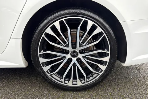 DG18XLP Audi A6 Avant 2.0 TDI Black Edition S Tronic quattro Euro 6 (s/s) 5dr Thumbnail #23