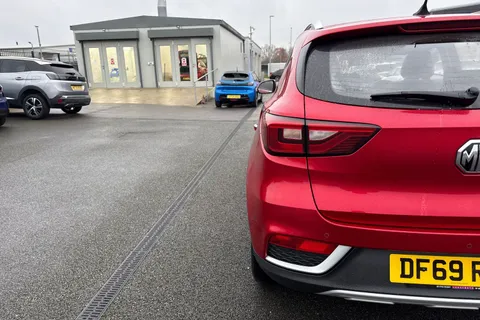 DF69RPX MG Mg Zs 44.5kWh Exclusive Auto 5dr Thumbnail #33