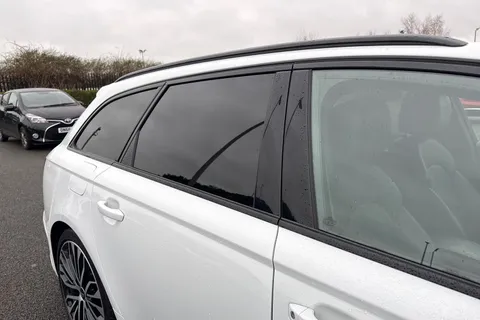 DG18XLP Audi A6 Avant 2.0 TDI Black Edition S Tronic quattro Euro 6 (s/s) 5dr Thumbnail #35