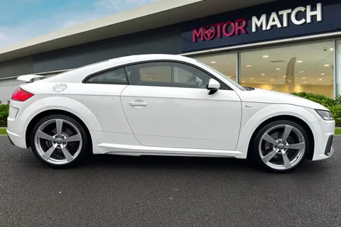 DS19PKC Audi TT 2.0 TFSI 40 S line Coupe 3dr Petrol S Tronic Euro 6 (s/s) (197 ps) Thumbnail #4