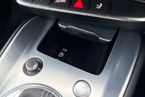 DS19PKC Audi TT 2.0 TFSI 40 S line Coupe 3dr Petrol S Tronic Euro 6 (s/s) (197 ps) Thumbnail #55