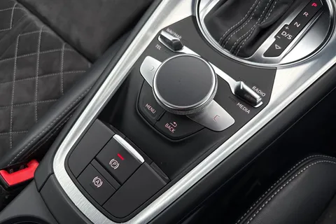 DS19PKC Audi TT 2.0 TFSI 40 S line Coupe 3dr Petrol S Tronic Euro 6 (s/s) (197 ps) Thumbnail #57