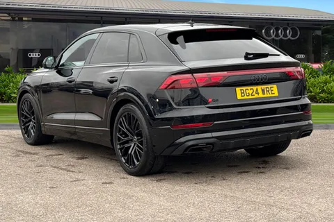 BG24WRE Audi Q8 SUV Launch Edition 55 TFSI quattro 340 PS tiptronic Thumbnail #3