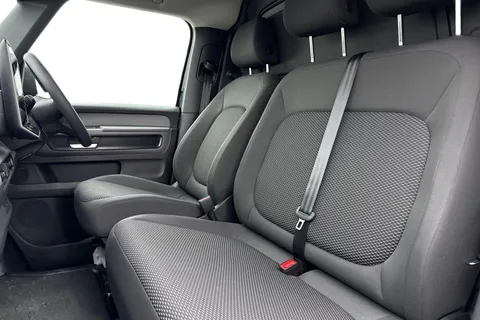 CX75KGU Volkswagen Id. Buzz Cargo Pro 79kWh Commerce Panel Van 5dr Electric Auto (286 ps) Thumbnail #16