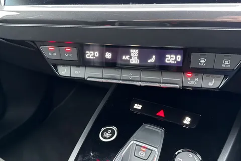 22 of 55 for Audi Q4 e-tron Q4 S line 40 e-tron 150,00 kW