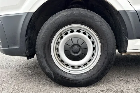 DG25EHX Volkswagen Crafter 2.0 TDI 163PS HDE Commerce Plus High Roof Van Thumbnail #14