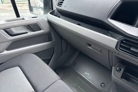 DG25EHX Volkswagen Crafter 2.0 TDI 163PS HDE Commerce Plus High Roof Van Thumbnail #21