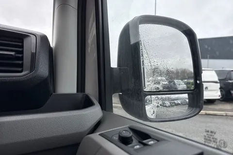 DG25EHX Volkswagen Crafter 2.0 TDI 163PS HDE Commerce Plus High Roof Van Thumbnail #22