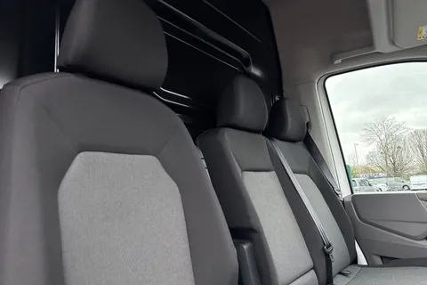 DG25EHX Volkswagen Crafter 2.0 TDI 163PS HDE Commerce Plus High Roof Van Thumbnail #25