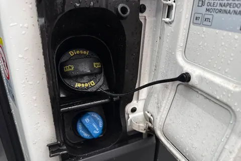 DG25EHX Volkswagen Crafter 2.0 TDI 163PS HDE Commerce Plus High Roof Van Thumbnail #26