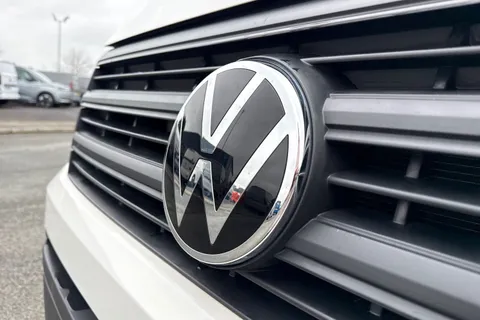 DG25EHX Volkswagen Crafter 2.0 TDI 163PS HDE Commerce Plus High Roof Van Thumbnail #30