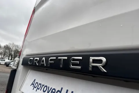 DG25EHX Volkswagen Crafter 2.0 TDI 163PS HDE Commerce Plus High Roof Van Thumbnail #32