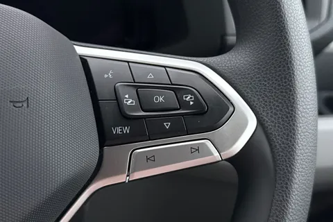 DG25EHX Volkswagen Crafter 2.0 TDI 163PS HDE Commerce Plus High Roof Van Thumbnail #41