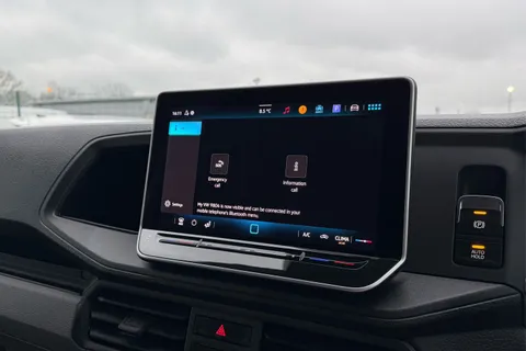 DG25EHX Volkswagen Crafter 2.0 TDI 163PS HDE Commerce Plus High Roof Van Thumbnail #47