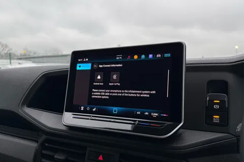 DG25EHX Volkswagen Crafter 2.0 TDI 163PS HDE Commerce Plus High Roof Van Thumbnail #50